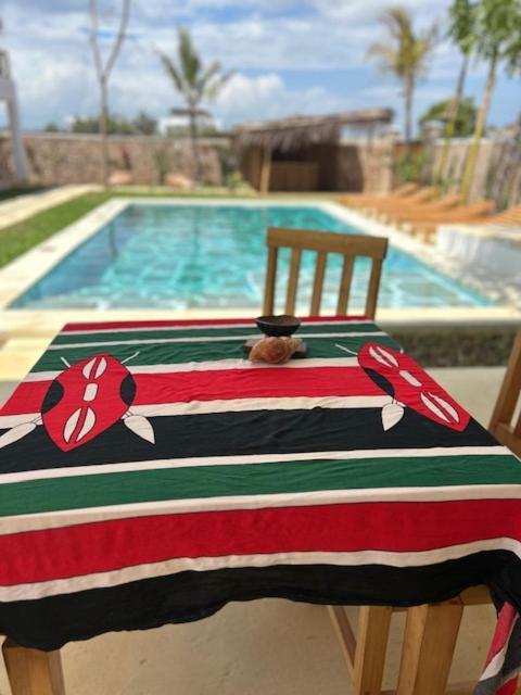 Tatu Inn Boutique Hotel Watamu Exteriör bild