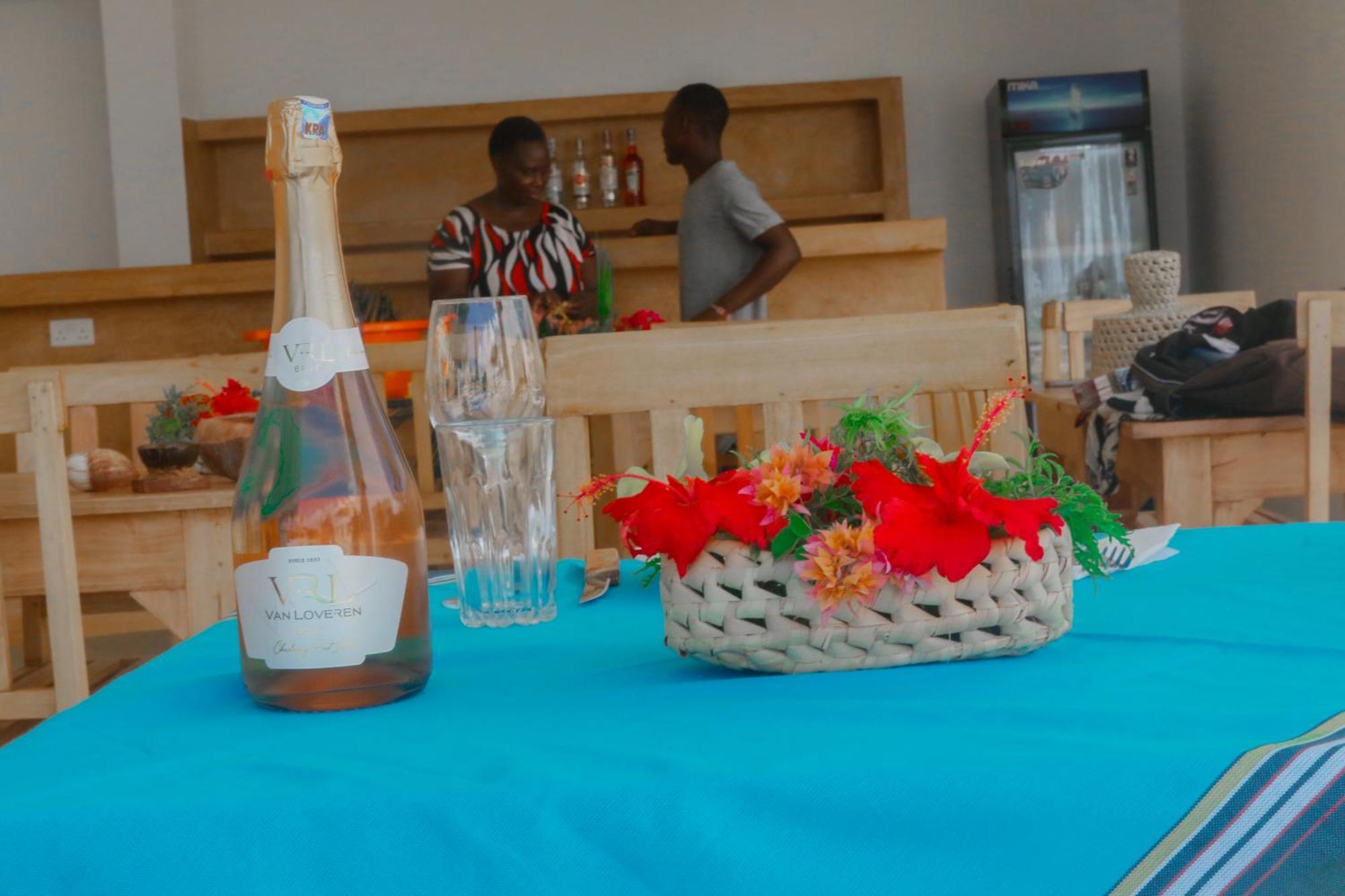 Tatu Inn Boutique Hotel Watamu Exteriör bild