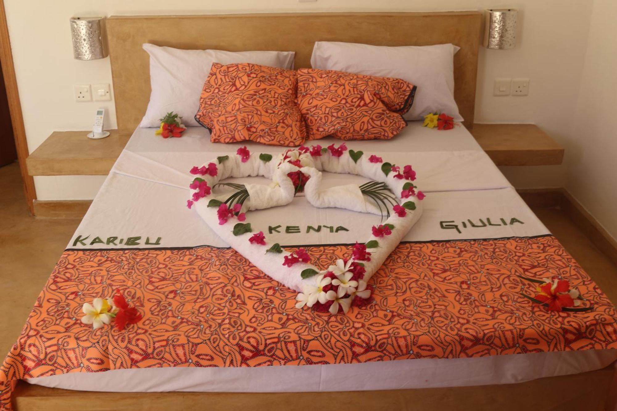 Tatu Inn Boutique Hotel Watamu Exteriör bild