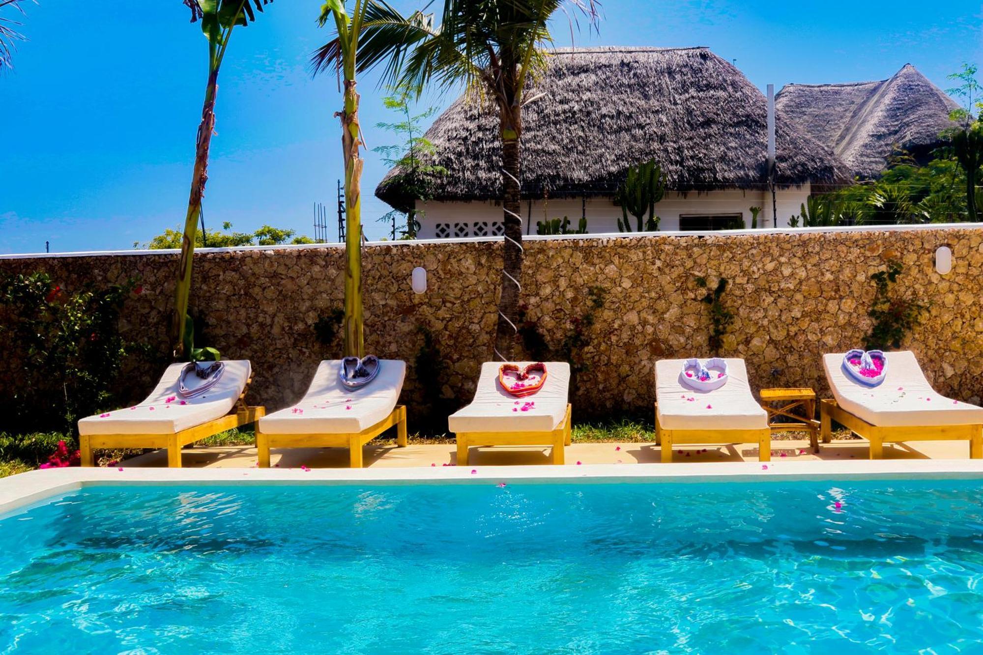 Tatu Inn Boutique Hotel Watamu Exteriör bild