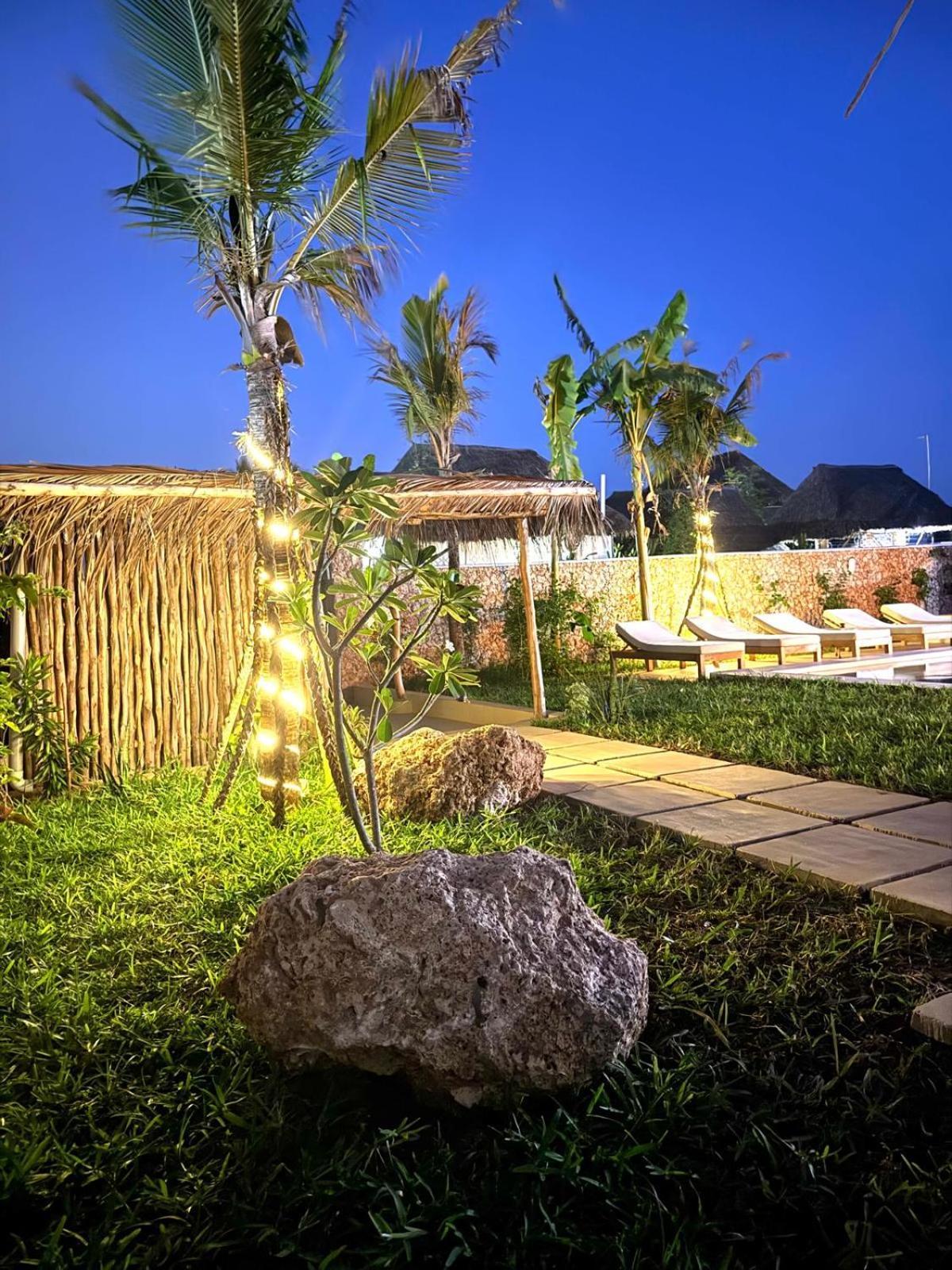 Tatu Inn Boutique Hotel Watamu Exteriör bild