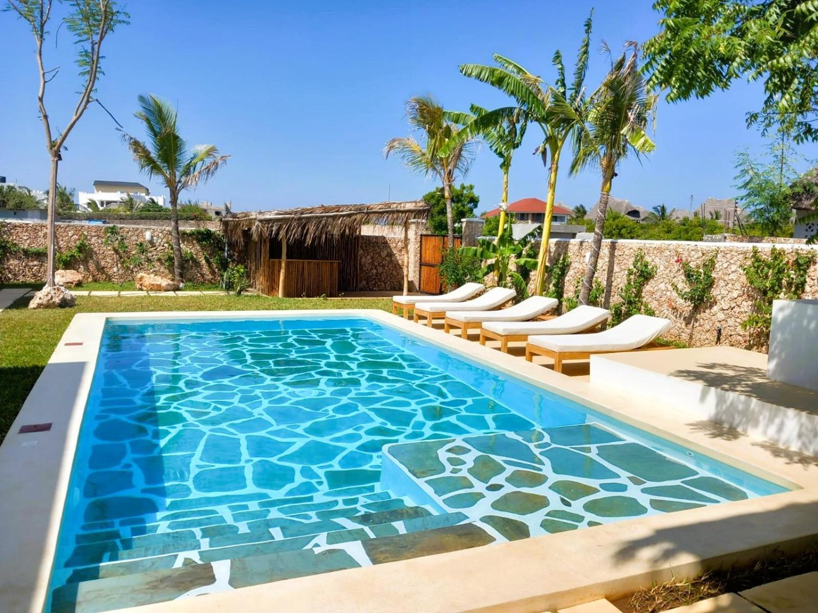 Tatu Inn Boutique Hotel Watamu Exteriör bild
